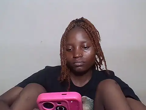 Snapshot of SexyNeedle22 chatting on 05/11/26, 08:17 SexyNeedle22 online show from 05/11/26, 08:17