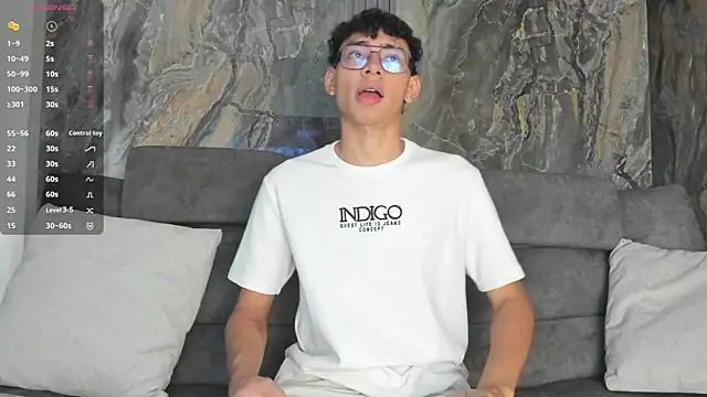 Snapshot of Daviid_laidd chatting on 11/04/25, 08:01 Daviid laidd online show from 11/04/25, 08:01