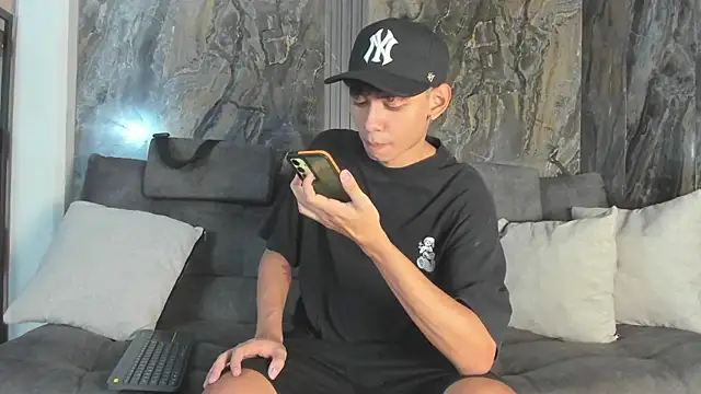 Snapshot of Daviid_laidd chatting on 01/14/26, 07:17 Daviid laidd online show from 01/14/26, 07:17