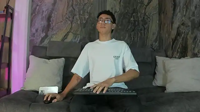 Daviid laidd online show from 03/10/26, 08:24