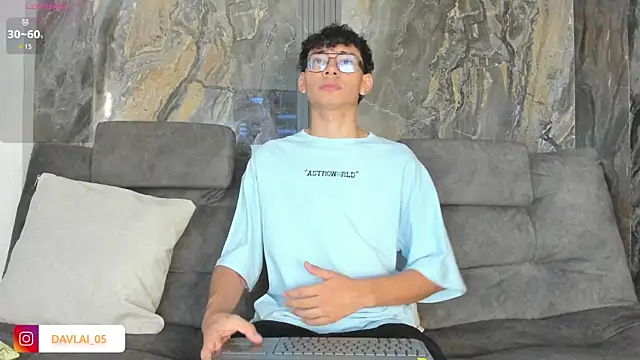 Snapshot of Daviid_laidd chatting on 11/06/25, 09:30 Daviid laidd online show from 11/06/25, 09:30