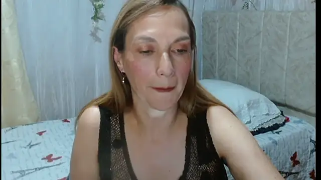 italagomez  online show from 03/13/25, 11:05