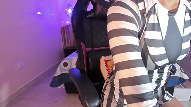 IamNayuta online show from 10/03/25, 07:48