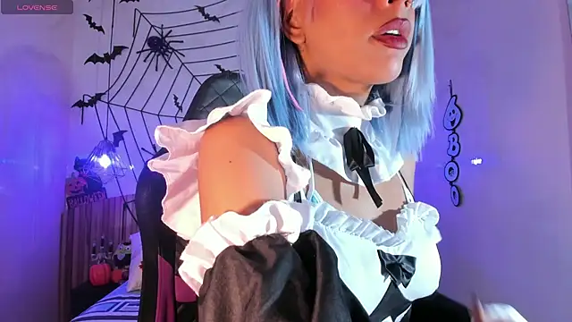 IamNayuta online show from 10/17/25, 03:43