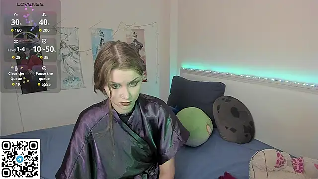 Snapshot of JorRoger chatting on 11/26/25, 02:33 JorRoger online show from 11/26/25, 02:33