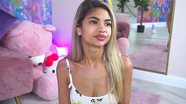 AshaYuva online show from 11/18/25, 01:14