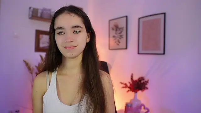 Gia Paige18 online show from 10/16/25, 01:08