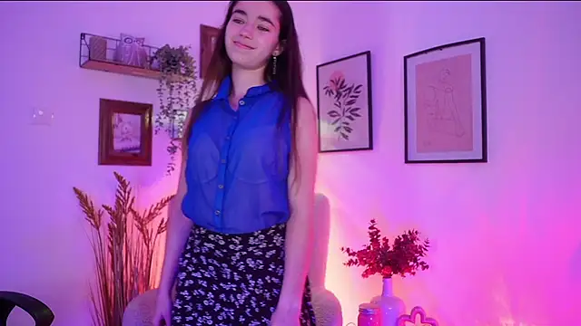 Gia Paige18 online show from 10/30/25, 02:14