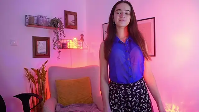 Gia Paige18 online show from 09/12/25, 08:25