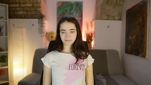 Gia Paige18 online show from 03/18/25, 11:11