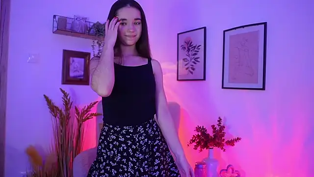 Gia Paige18 online show from 11/29/25, 06:52