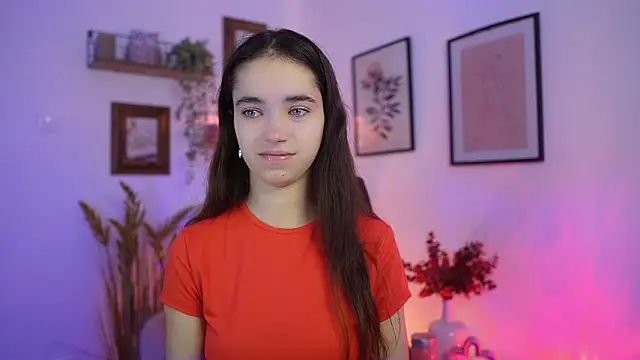 Gia Paige18 online show from 10/17/25, 08:28