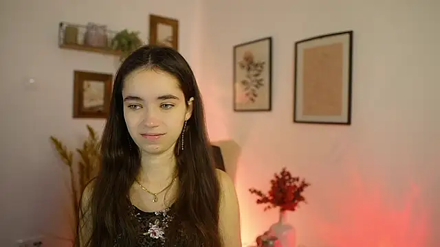 Gia Paige18 online show from 10/12/25, 08:16