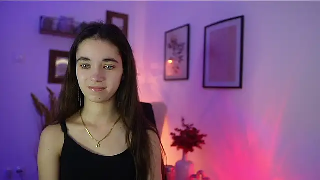 Gia Paige18 online show from 11/07/25, 09:36