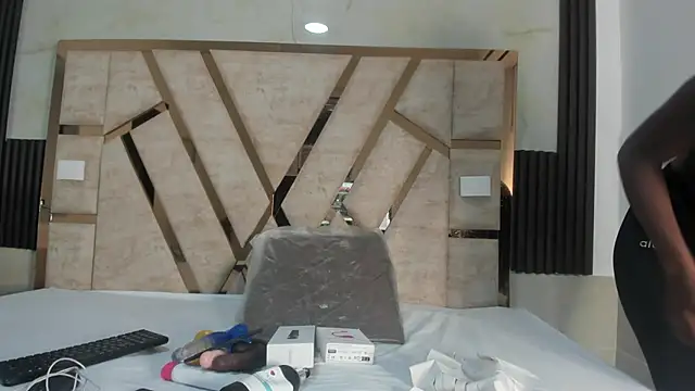 Snapshot of sweetebonny1 chatting on 12/07/24, 07:54 sweetebonny1 online show from 12/07/24, 07:54