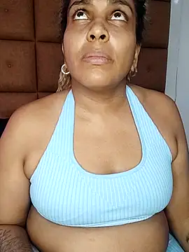 ELLA KELLY online show from 10/07/25, 11:22