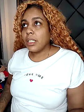 ELLA KELLY online show from 04/15/26, 11:49