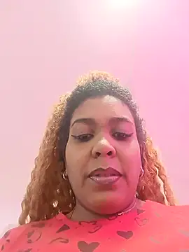 Snapshot of ELLA_KELLY chatting on 07/02/26, 12:00 ELLA KELLY online show from 07/02/26, 12:00