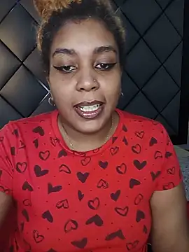 ELLA KELLY online show from 05/18/26, 11:59