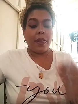 ELLA KELLY online show from 02/10/26, 12:04