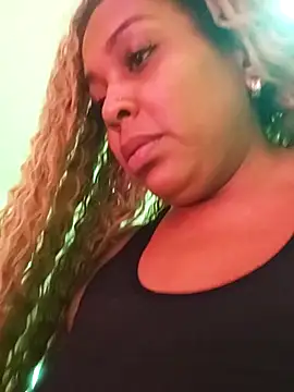 ELLA KELLY online show from 09/17/25, 11:45