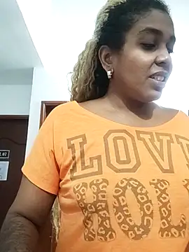 ELLA KELLY online show from 11/13/25, 11:47