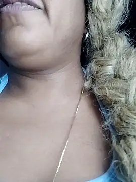 ELLA KELLY online show from 11/29/25, 11:54