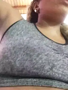 ELLA KELLY online show from 10/30/25, 12:03