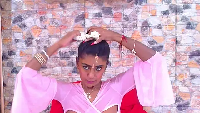 Snapshot of EroticSexyStripper chatting on 11/21/25, 03:16 EroticSexyStripper online show from 11/21/25, 03:16