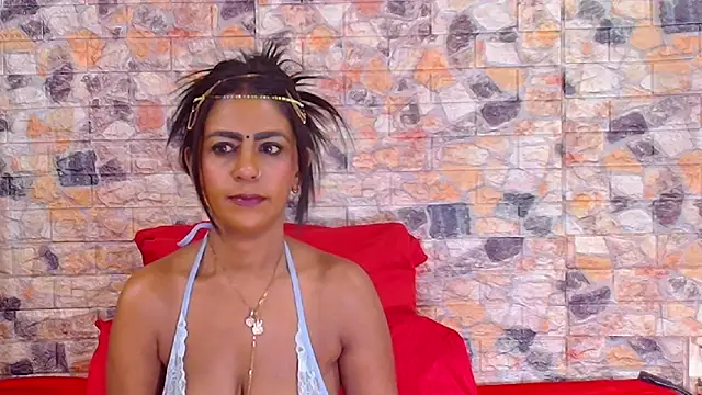 Snapshot of EroticSexyStripper chatting on 11/05/25, 02:47 EroticSexyStripper online show from 11/05/25, 02:47