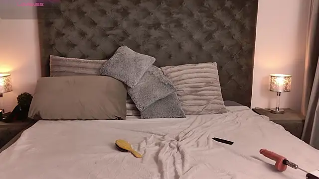 KrisNoir online show from 03/11/26, 09:58