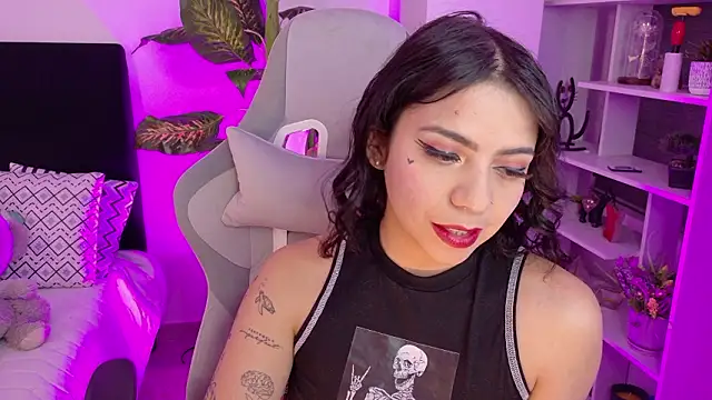 melany naa online show from 02/11/26, 10:20