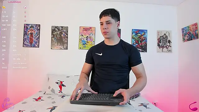 jonathanjoestar  online show from 03/04/26, 08:49