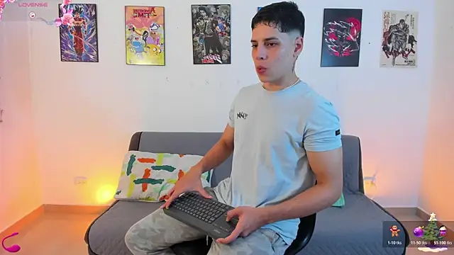 jonathanjoestar  online show from 12/13/25, 11:55