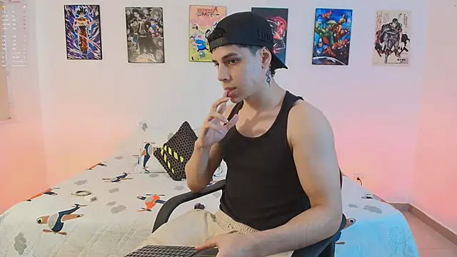 jonathanjoestar  online show from 04/09/26, 09:32