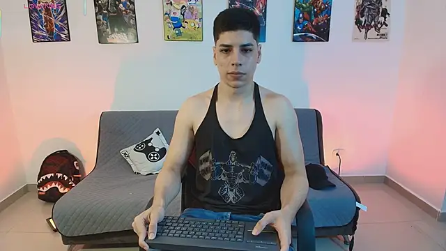 jonathanjoestar  online show from 04/13/26, 11:42