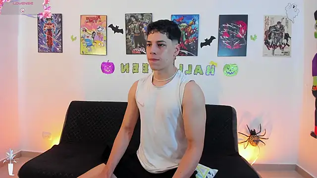 Snapshot of jonathanjoestar_ chatting on 10/20/25, 08:09 jonathanjoestar online show from 10/20/25, 08:09