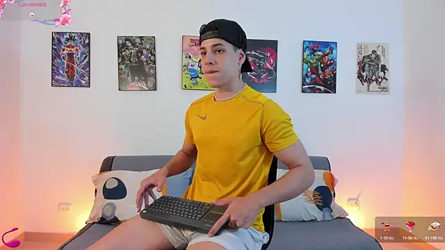 jonathanjoestar  online show from 01/06/26, 09:19