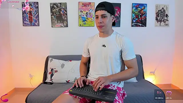 jonathanjoestar  online show from 01/09/26, 09:33