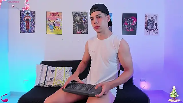 jonathanjoestar  online show from 12/22/25, 12:33