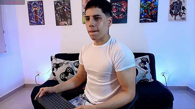 jonathanjoestar  online show from 04/25/26, 11:46
