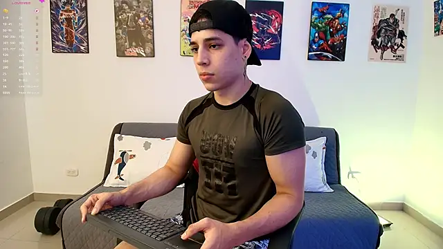 jonathanjoestar  online show from 05/07/26, 10:13
