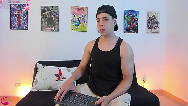 jonathanjoestar  online show from 02/04/26, 09:43