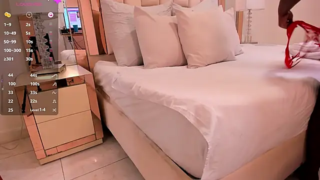 amina west online show from 03/18/25, 10:48