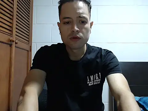 dimitriquiet05 online show from 02/21/26, 07:21