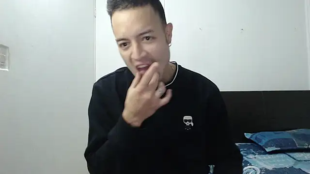 dimitriquiet05 online show from 12/03/24, 06:10