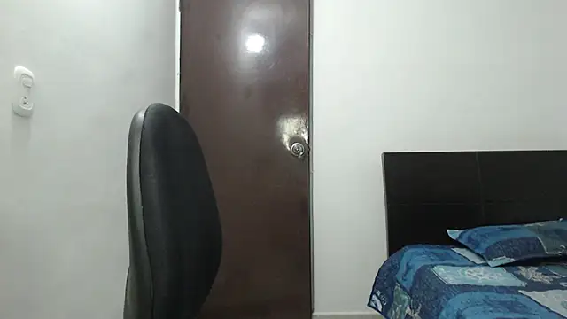 dimitriquiet05 online show from 12/17/24, 07:50