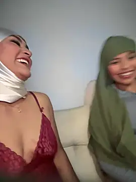 lalilamassu1 online show from 05/29/26, 10:27