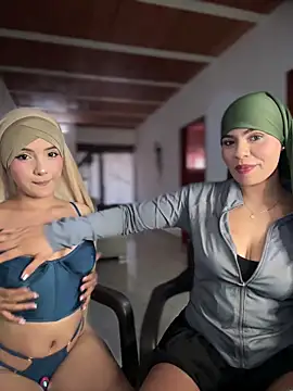 lalilamassu1 online show from 02/11/26, 08:09