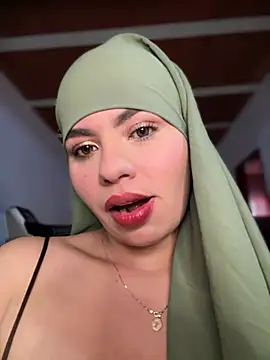 lalilamassu1 online show from 02/13/26, 09:04